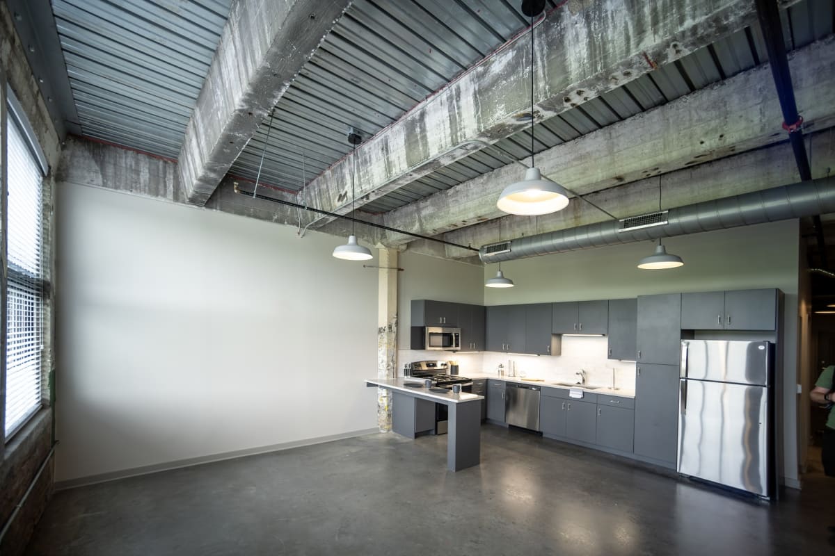 Pinch District, Memphis Apartments Conwood Flats Photos